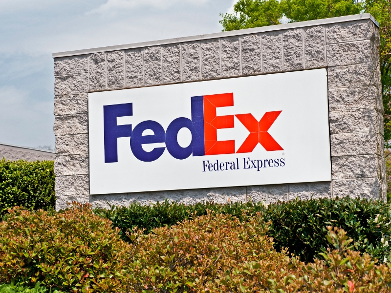 FedEx logo