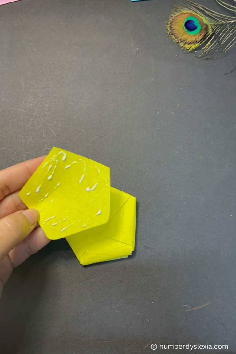 DIY: Cute Construction Paper Pencil Toppers - Number Dyslexia